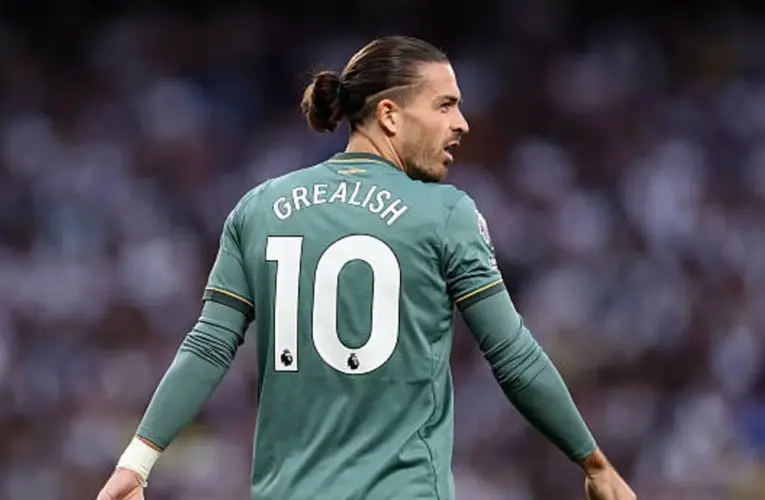 Everton Hadapi Persaingan Sengit untuk Amankan Jack Grealish