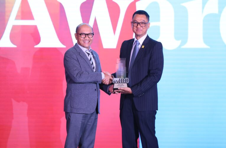 Transformasi Berorientasi Pelanggan, PLN Raih Sector Champion dan Runner Up BUMN Layanan Terbaik Danantara Indonesia CX100 Award 2026
